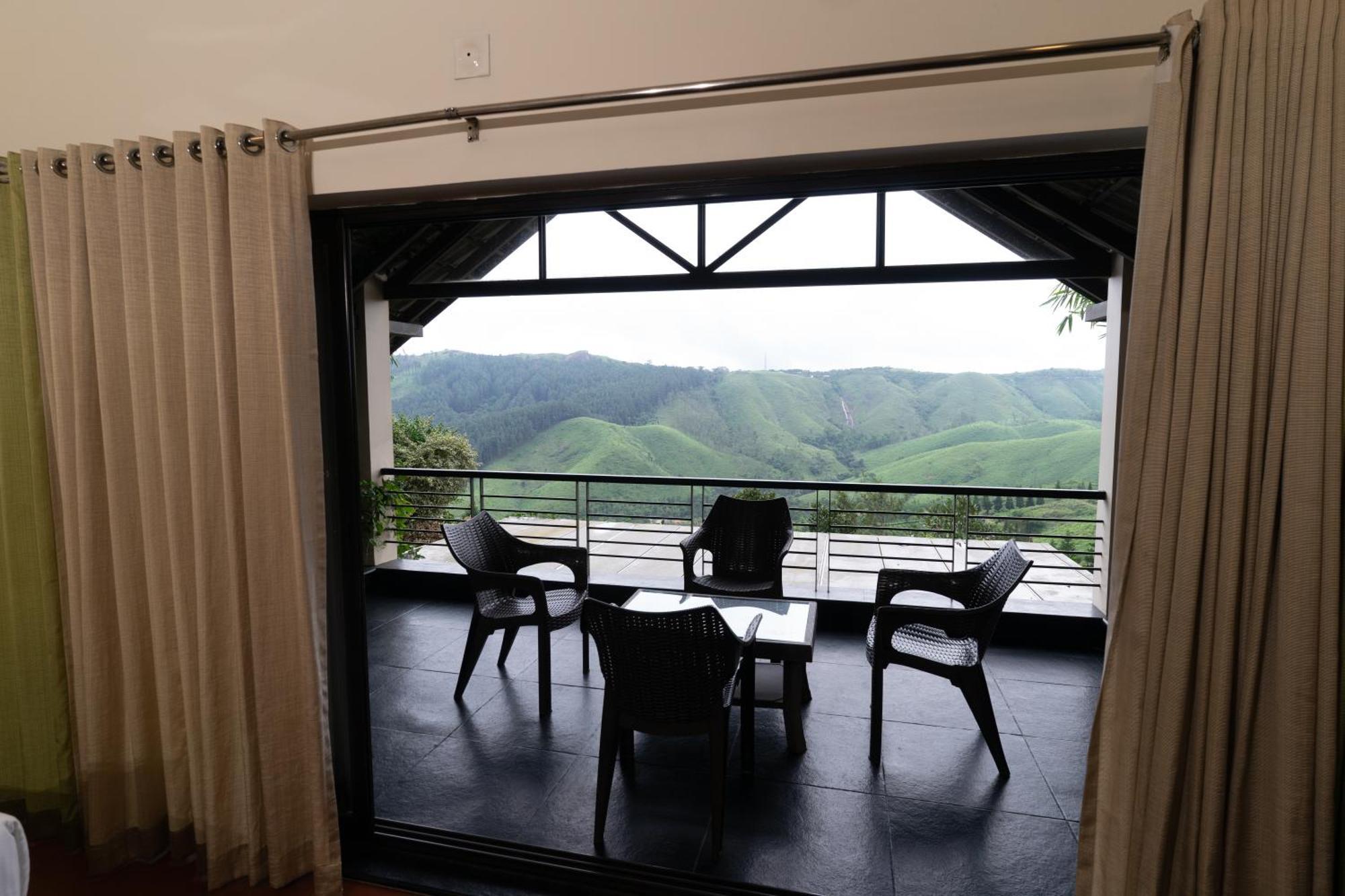 Beyond Pines Vagamon Bed & Breakfast Exterior foto