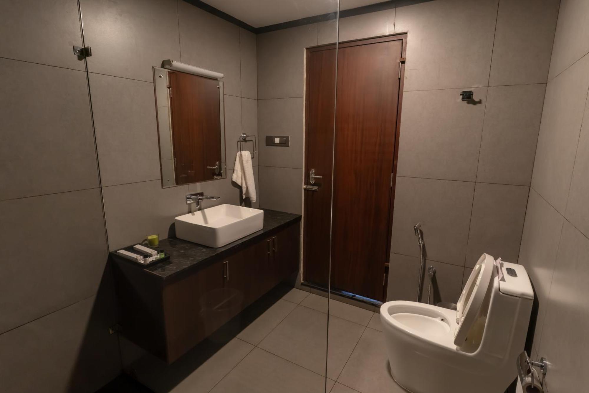 Beyond Pines Vagamon Bed & Breakfast Exterior foto